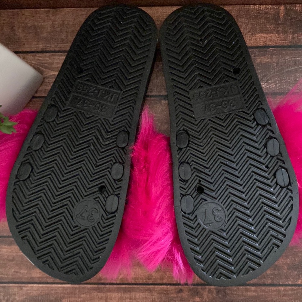 💕 Fuzzy Slides 💕 - Picture 3 of 4